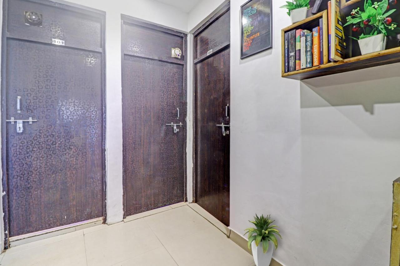 Oyo Flagship Green House Agra  Exterior photo
